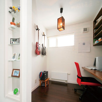 アイザワホーム 【2000万円台×子ども3人×3LDK】男の子3人がのびのび育つ　将来を見据えた可変性のある家の建築実例画像2