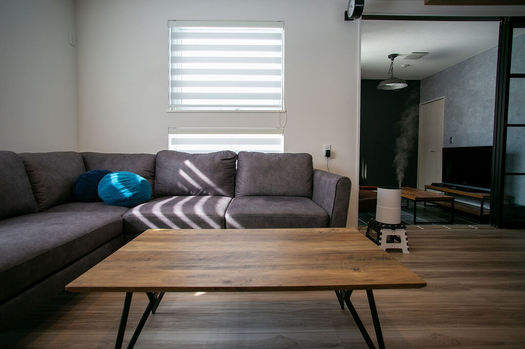 エストホーム 【2000万円台/土間スペース/２階水廻り/全室床暖房システム】モデルハウスをお手本に、理想の暮らしを実現の建築実例画像2