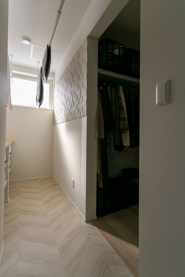 エストホーム 【2000万円台/土間スペース/２階水廻り/全室床暖房システム】モデルハウスをお手本に、理想の暮らしを実現の建築実例画像6