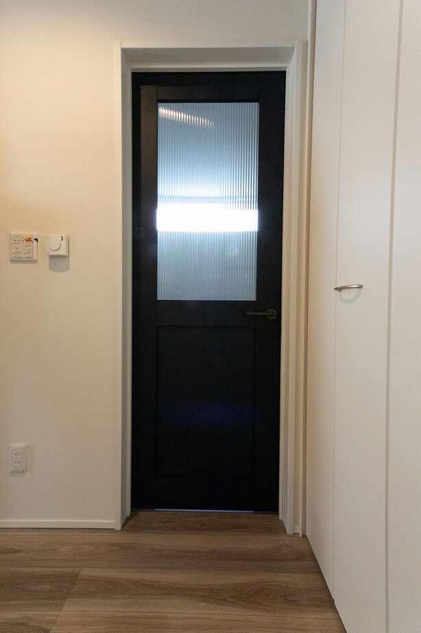 エストホーム 【2000万円台/土間スペース/２階水廻り/全室床暖房システム】モデルハウスをお手本に、理想の暮らしを実現の建築実例画像8