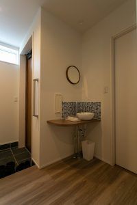 エストホーム 【2000万円台/土間スペース/２階水廻り/全室床暖房システム】モデルハウスをお手本に、理想の暮らしを実現の建築実例画像10