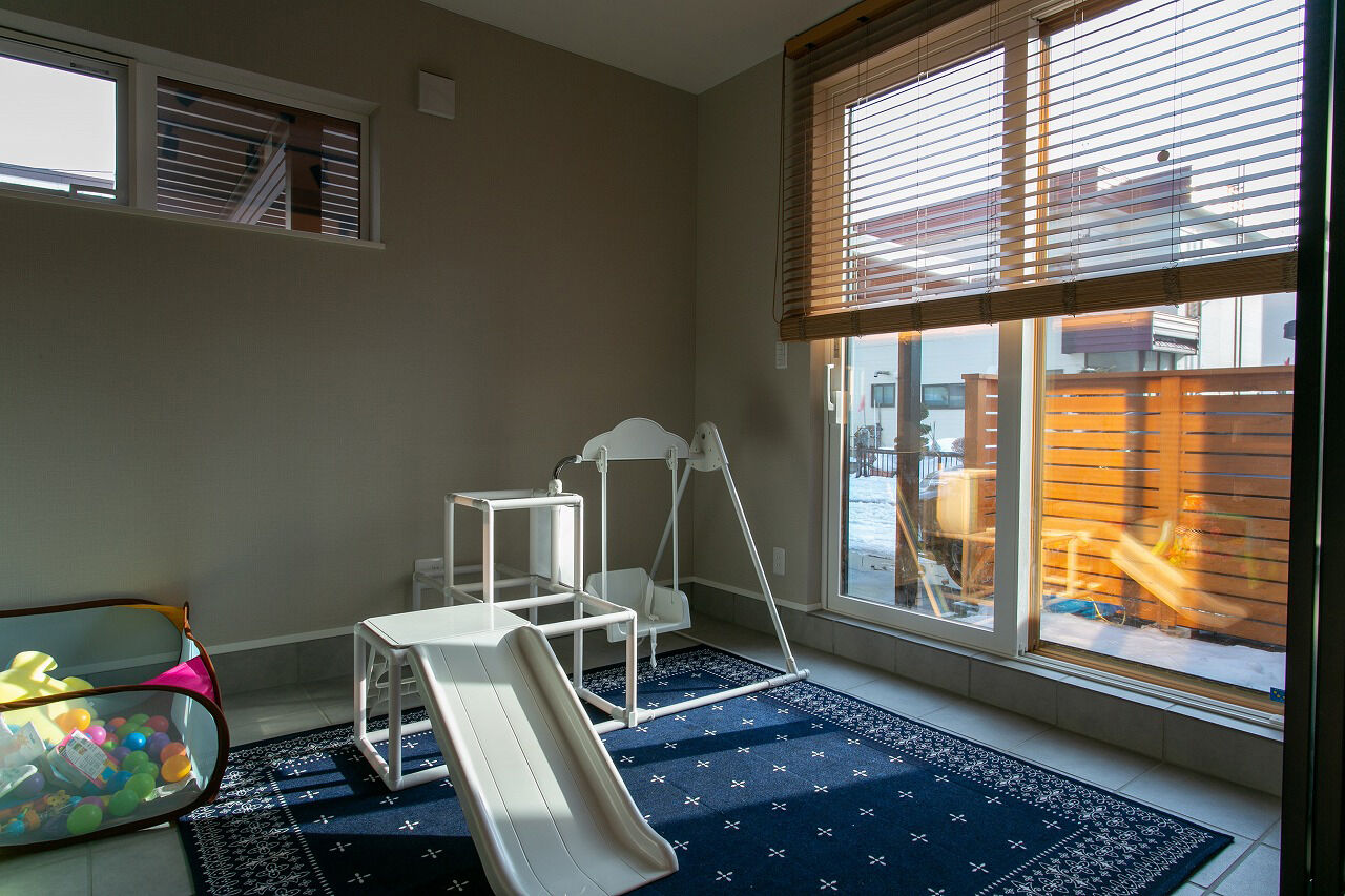 エストホーム 【2000万円台/土間スペース/２階水廻り/全室床暖房システム】開放感と温かさが魅力のオープンな高性能住宅の建築実例画像5