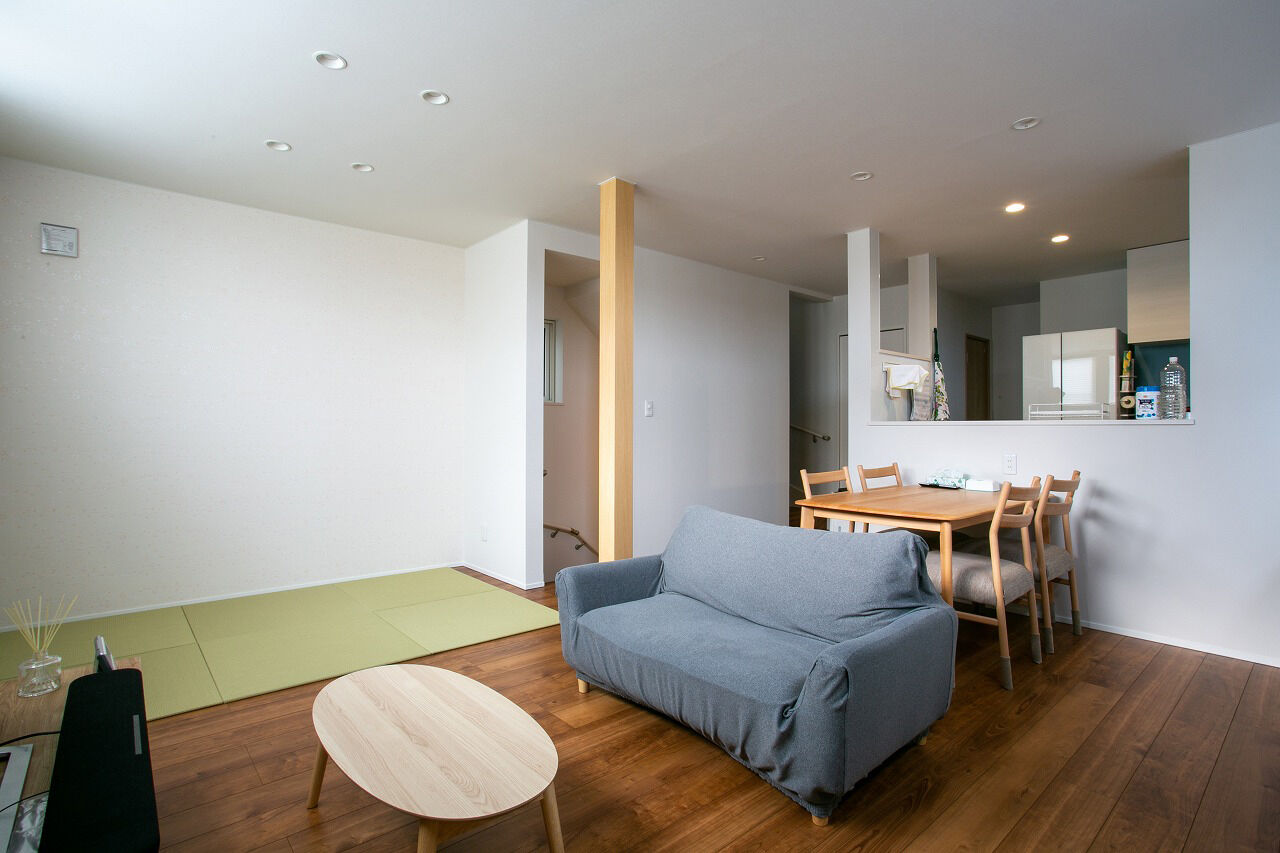 エストホーム 【2000万円台/土間スペース/２階水廻り/全室床暖房システム/３階建て】趣味も、暮らしも、諦めなかった家の建築実例画像6