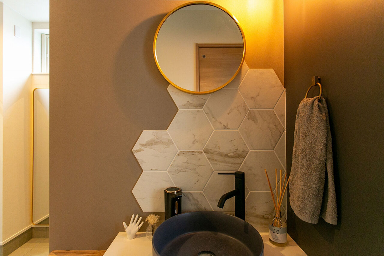 エストホーム 【2000万円台/土間スペース/２階水廻り/全室床暖房システム】家事動線に自信アリ！冬の朝を快適に迎える家の建築実例画像6