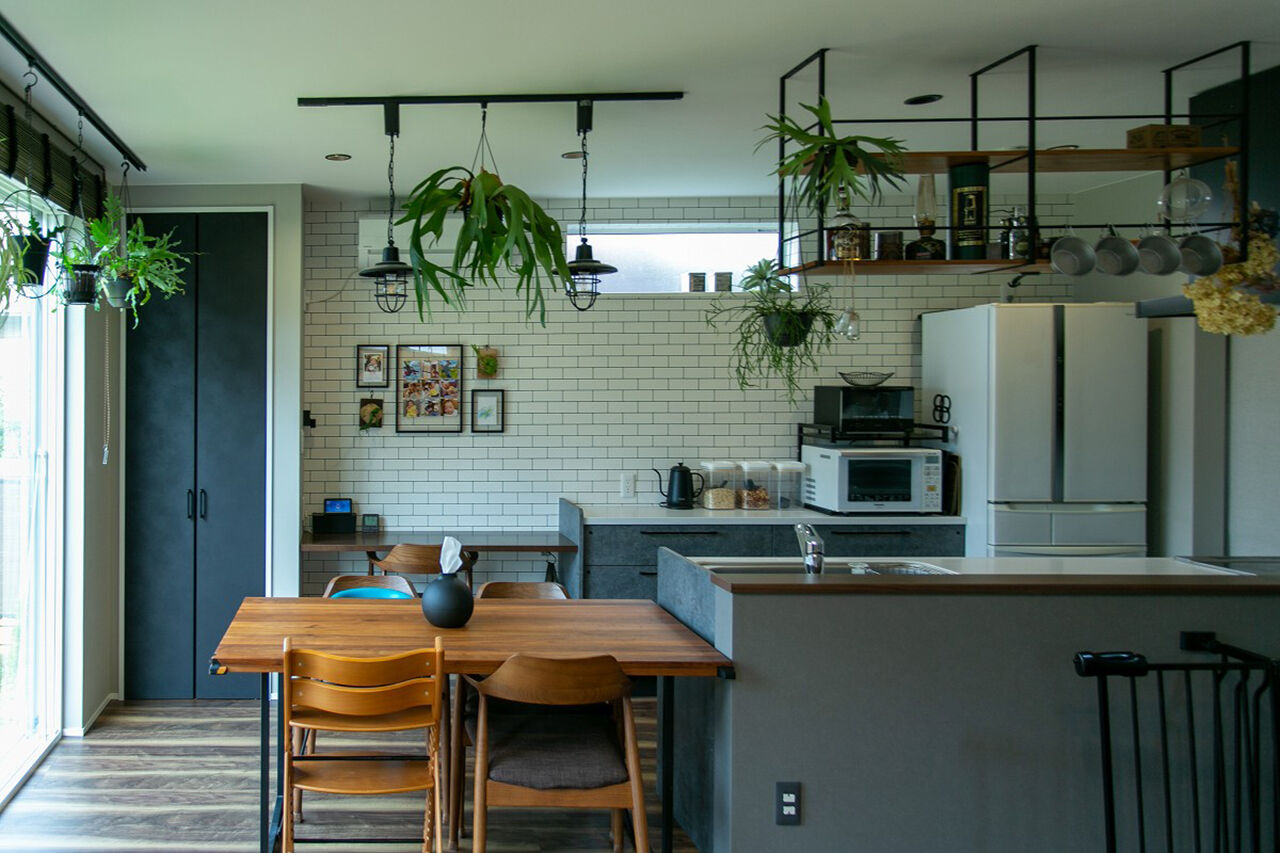 エストホーム 【2000万円台/土間スペース/２階水廻り/全室床暖房システム】一年中、家でキャンプが楽しめる家の建築実例画像2