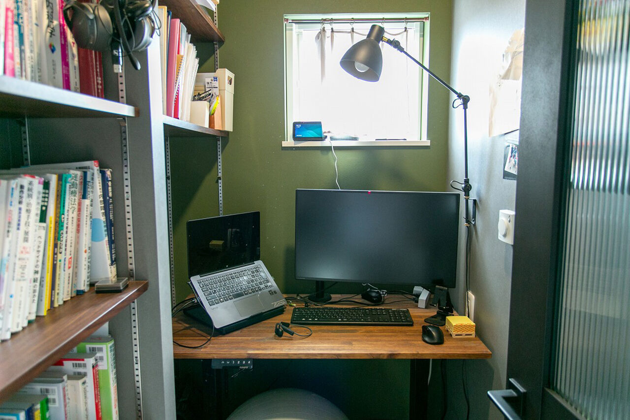 エストホーム 【2000万円台/土間スペース/２階水廻り/全室床暖房システム】一年中、家でキャンプが楽しめる家の建築実例画像5