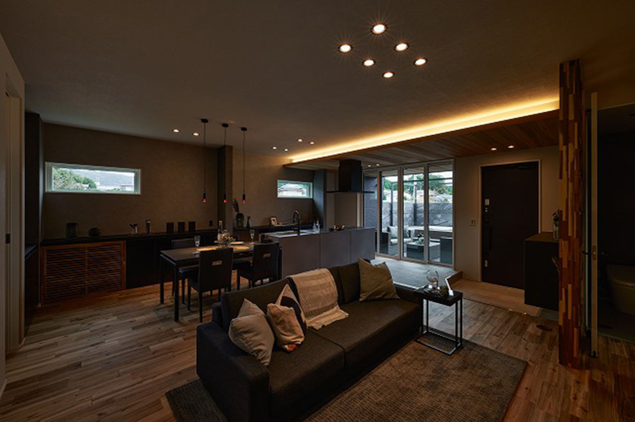 建匠 【2000万円台／平屋／間取り図有】ラグジュアリーテラスとビルトインガレージも。洗練された大人の住まいの建築実例画像5