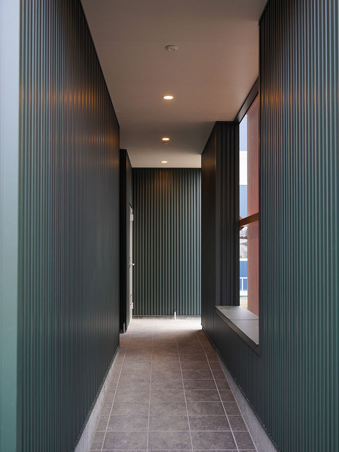 シロクマホーム 【平屋/夫婦＋カメ/32坪】将来の暮らしやすさを考えた、夫婦ふたりの平屋。床はフラット、ドアは引き戸にの建築実例画像10