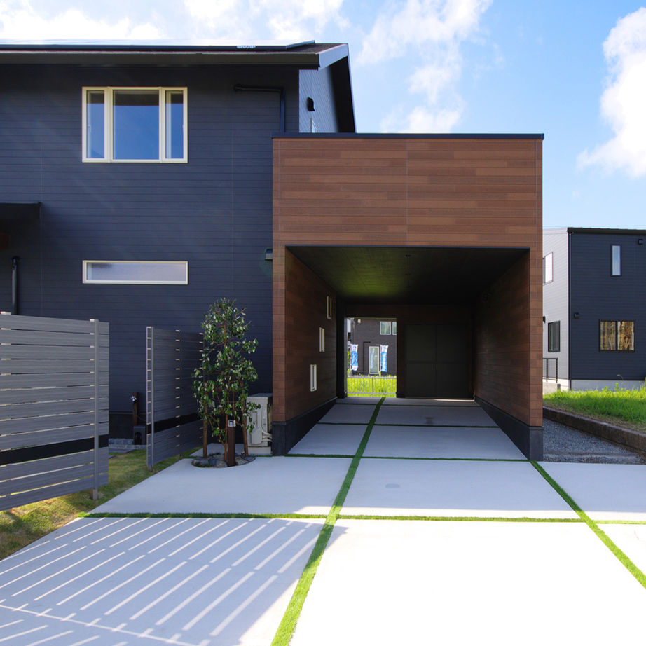 ケンコーホーム 【長崎市/30代/3LDK/インナーガレージ】インナーガレージとスタディコーナーのある家の建築実例画像2