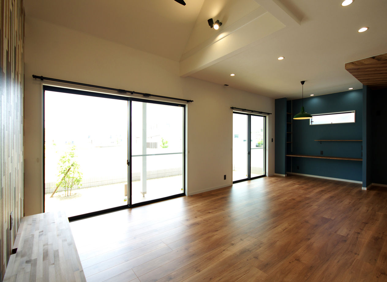 ケンコーホーム 【大村市/40代/5LDK】住宅街の中にあっても一段と映えるドーマー窓のある家の建築実例画像4