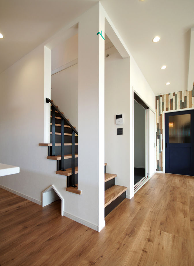 ケンコーホーム 【大村市/40代/5LDK】住宅街の中にあっても一段と映えるドーマー窓のある家の建築実例画像7