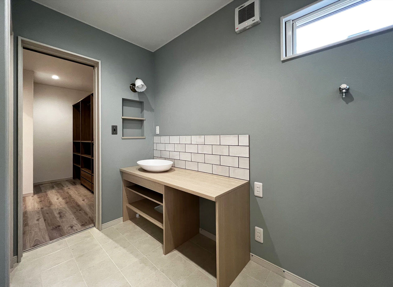 ケンコーホーム 【諫早市/30代/3LDK/平屋】家事ラク動線にこだわった吹き抜けと小屋裏収納がある家の建築実例画像6