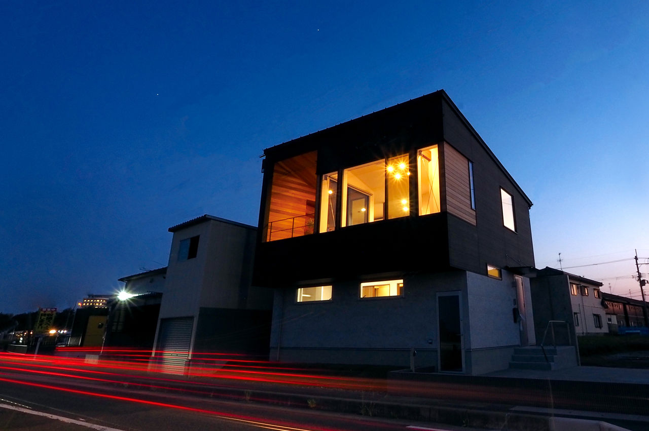 GREEN STYLE（グリーンスタイル） 2階リビング｜鳥屋野潟と、空と、白鳥の飛来を、のぞむ家の建築実例画像2