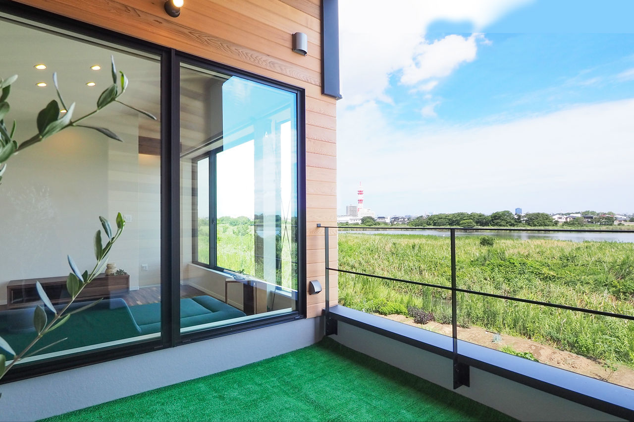 GREEN STYLE（グリーンスタイル） 2階リビング｜鳥屋野潟と、空と、白鳥の飛来を、のぞむ家の建築実例画像8