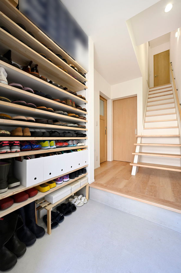 １００年住宅のゼロホーム 京都市｜敷地面積15坪・2間間口で趣味も暮らしも満喫できる空間を生み出した狭小３階建ての家｜間取り有の建築実例画像3