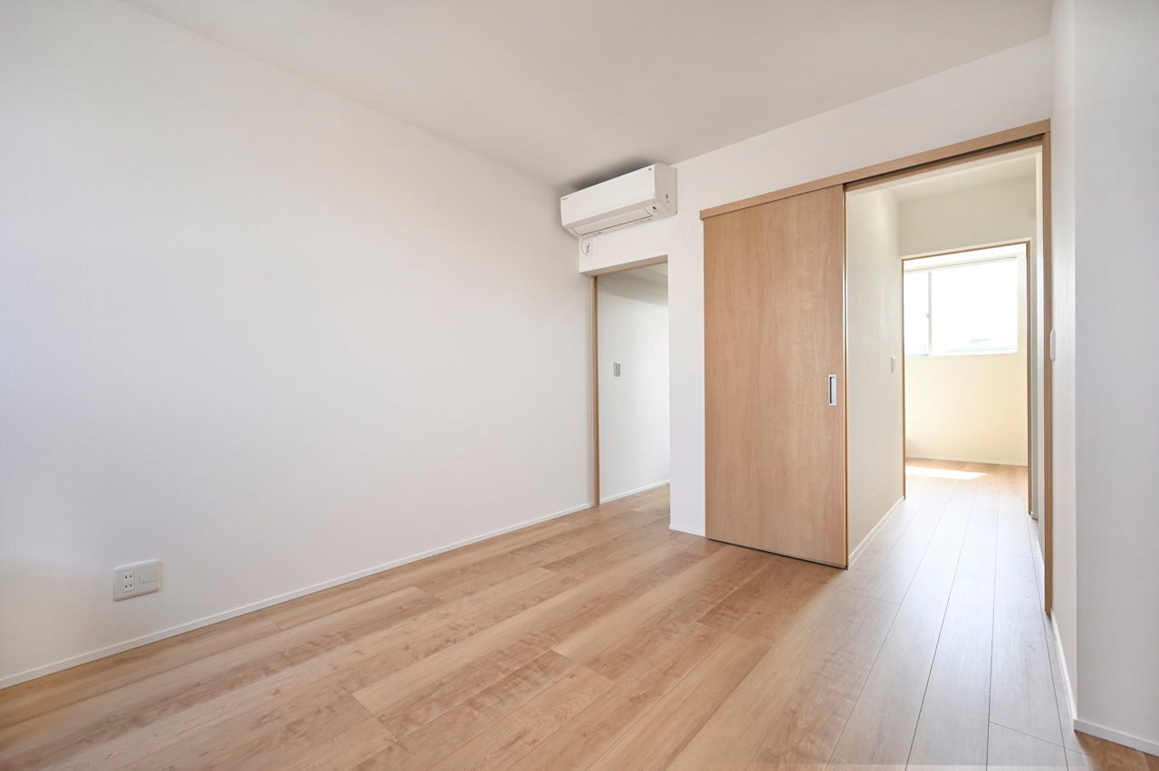 １００年住宅のゼロホーム 京都市｜敷地面積15坪・2間間口で趣味も暮らしも満喫できる空間を生み出した狭小３階建ての家｜間取り有の建築実例画像8