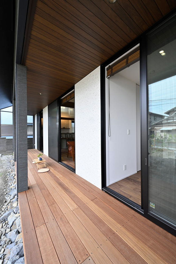 １００年住宅のゼロホーム 2000万円台・野洲市｜美しい和モダンの家で家庭菜園をしながらセカンドライフを満喫｜間取り有の建築実例画像8