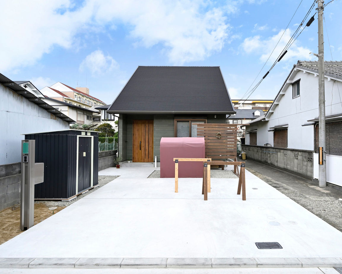 １００年住宅のゼロホーム 摂津市｜６mの高天井で格別の開放感を演出。憧れのログハウスを思わせるカジュアルデザインの平屋の建築実例画像10