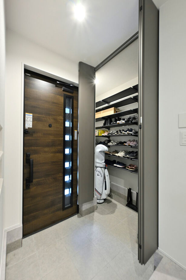 １００年住宅のゼロホーム 2000万円台・京都市｜間口4m・敷地16.3坪でたっぷり収納と家事ラク動線を叶えた家｜間取り有の建築実例画像3