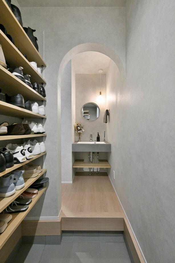 １００年住宅のゼロホーム 2000万円台・西宮市｜大きな階段吹抜けから光が入るナチュラルデザインに癒される家の建築実例画像3