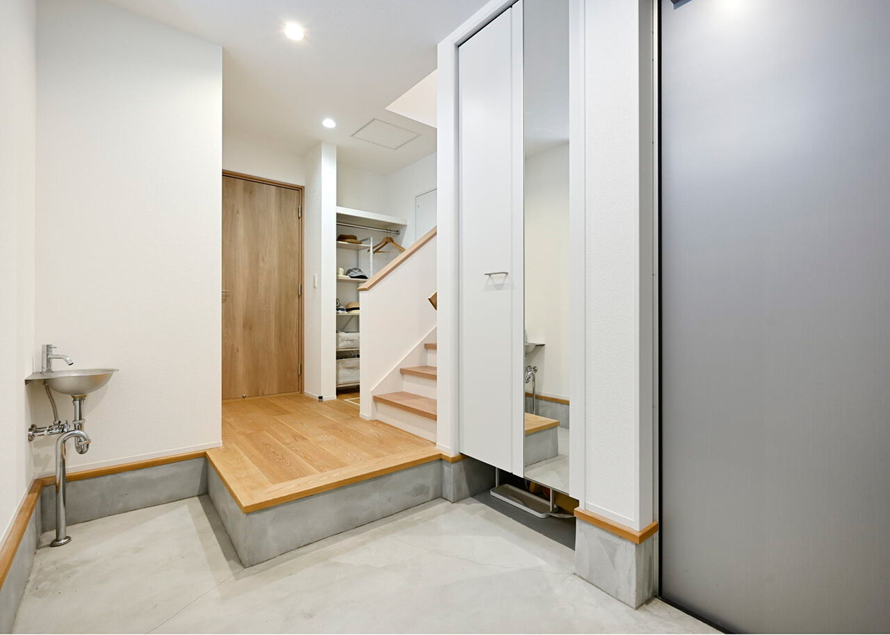 １００年住宅のゼロホーム 箕面市｜コの字型のキッチンで会話が弾む間取り。防音室も完備して心置きなく音楽を楽しむの建築実例画像9