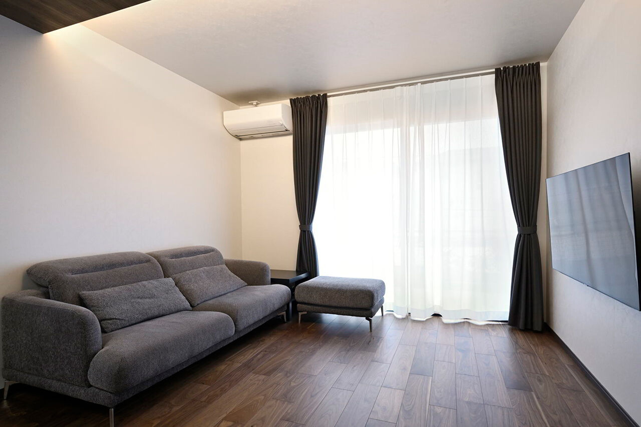 １００年住宅のゼロホーム 2000万円台・草津市｜2度目の家づくりで叶えた、邸宅感のある重厚なデザインの家｜間取り有の建築実例画像7