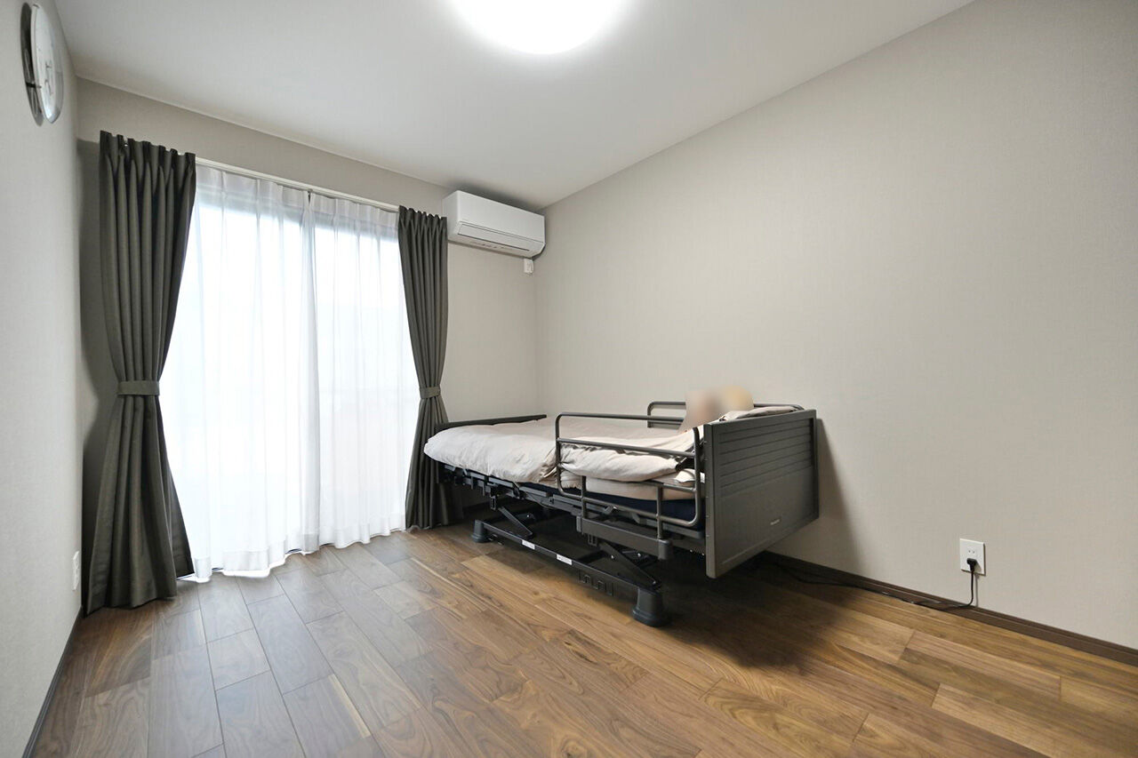 １００年住宅のゼロホーム 2000万円台・草津市｜2度目の家づくりで叶えた、邸宅感のある重厚なデザインの家｜間取り有の建築実例画像10