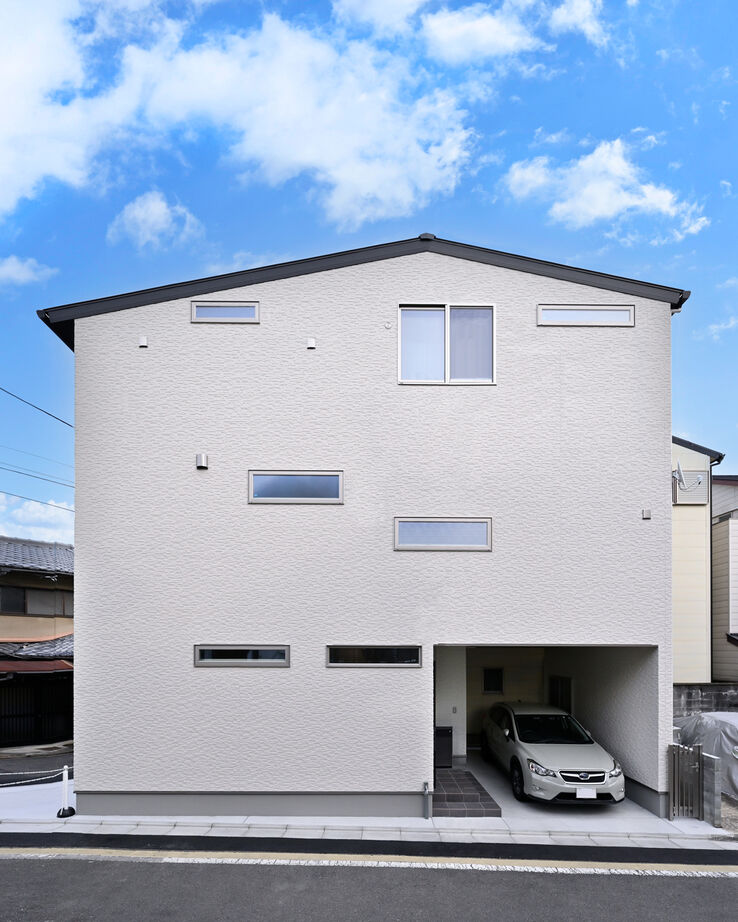 １００年住宅のゼロホーム 2000万円台・京都市｜18.9坪の狭小＆変形三角地に建てたHEAT20 G1グレードの住宅｜間取り有の建築実例画像3