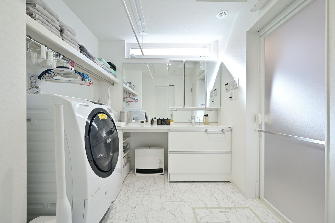 １００年住宅のゼロホーム 2000万円台・京都市｜18.9坪の狭小＆変形三角地に建てたHEAT20 G1グレードの住宅｜間取り有の建築実例画像9