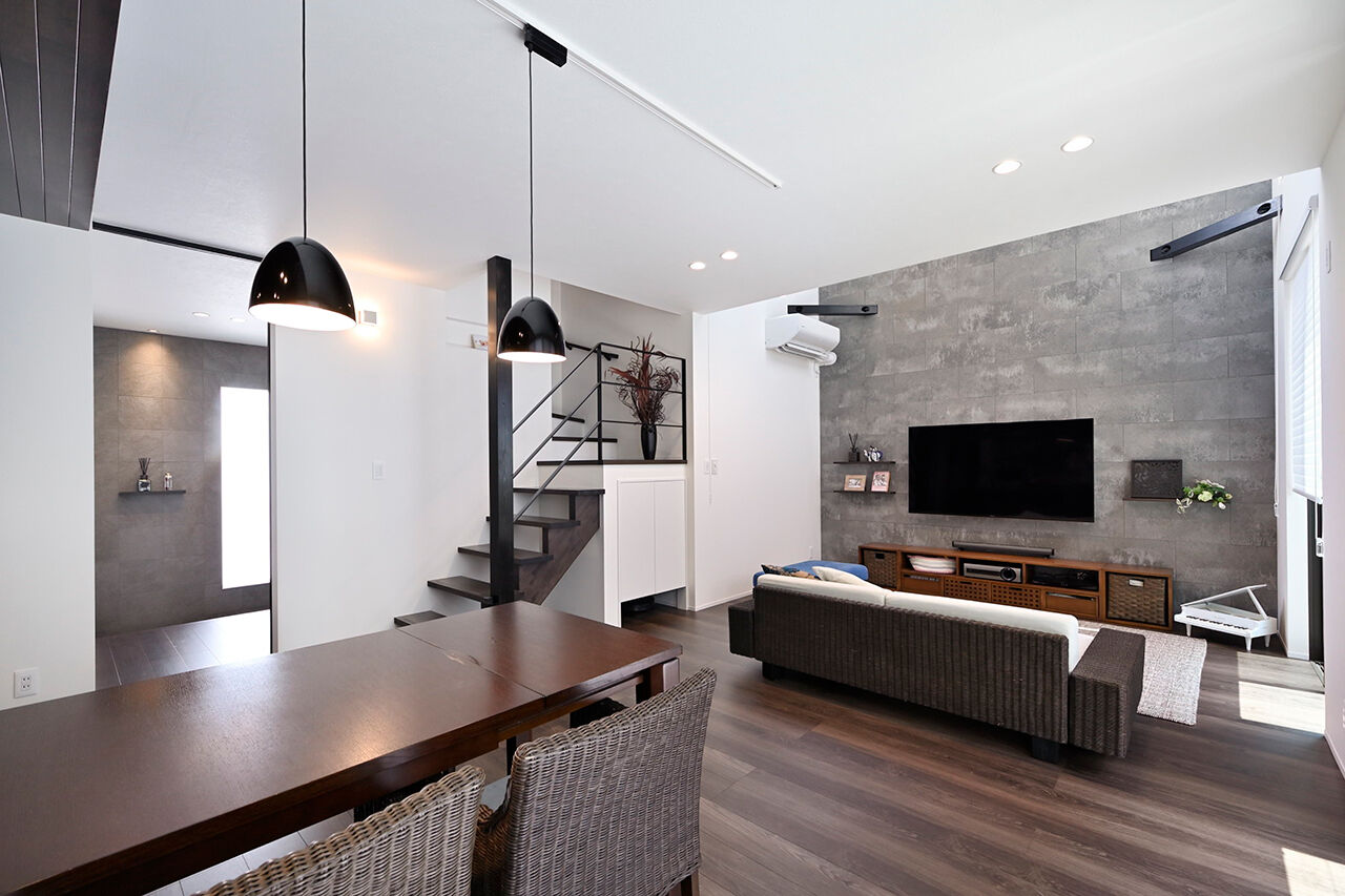 １００年住宅のゼロホーム 芦屋市｜旗竿地に立つ日当たりのいい家。セカンドリビングやルーフテラスなど多彩な空間で暮らしを愉しむの建築実例画像4