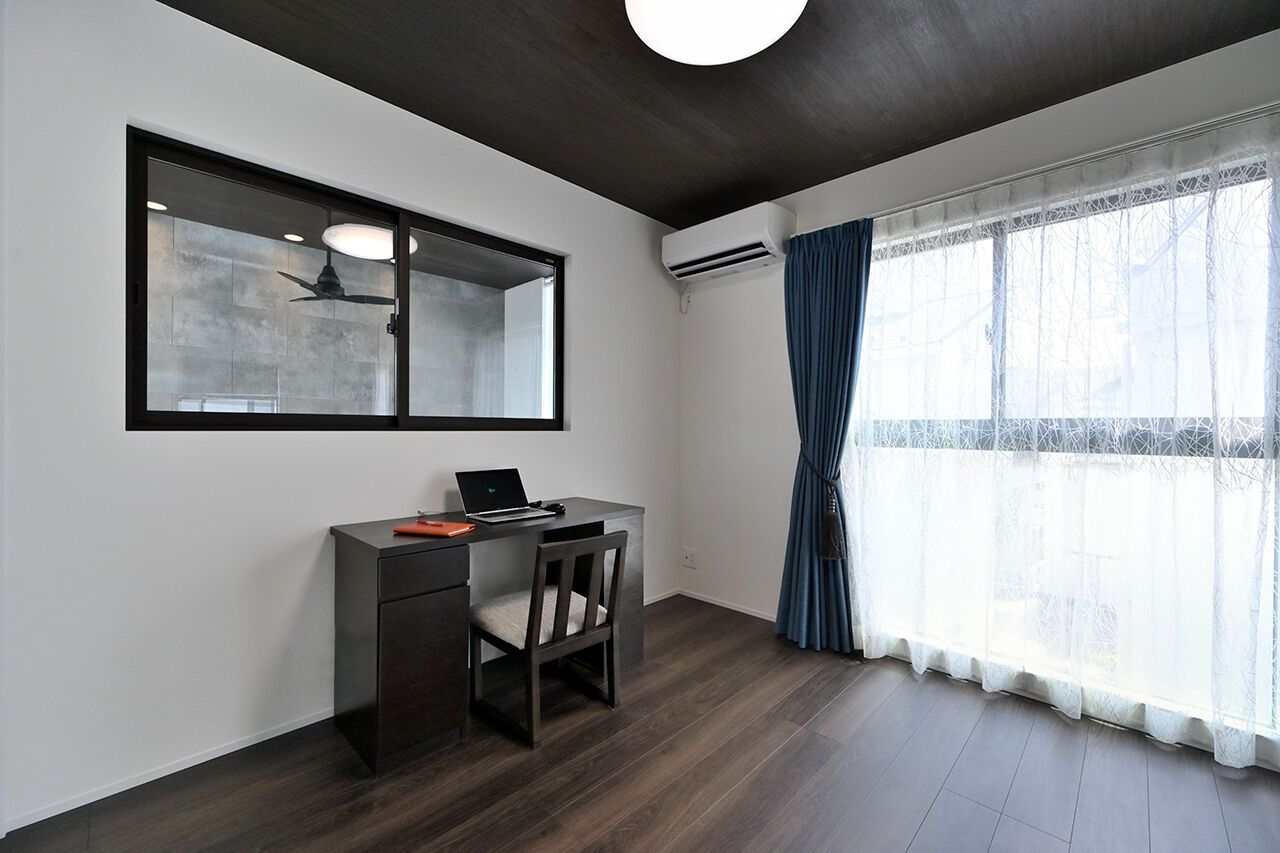 １００年住宅のゼロホーム 芦屋市｜旗竿地に立つ日当たりのいい家。セカンドリビングやルーフテラスなど多彩な空間で暮らしを愉しむの建築実例画像8