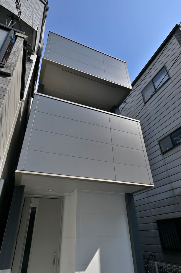 １００年住宅のゼロホーム 2000万円台・大阪市｜敷地14坪・間口1.5間に建てたルーフテラス付の狭小３階建て｜間取り有の建築実例画像3