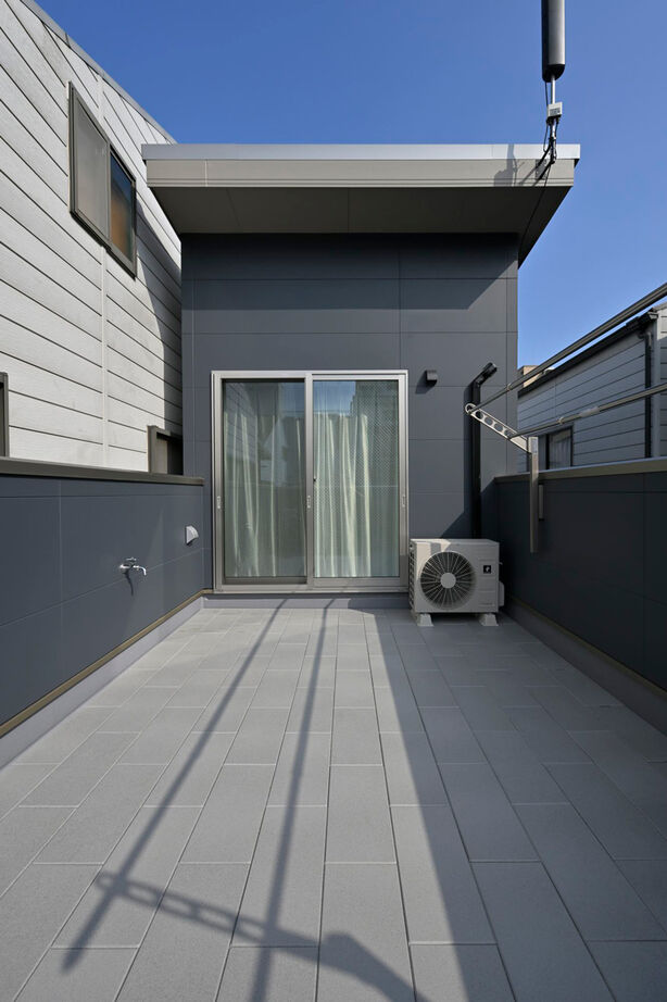 １００年住宅のゼロホーム 2000万円台・大阪市｜敷地14坪・間口1.5間に建てたルーフテラス付の狭小３階建て｜間取り有の建築実例画像10