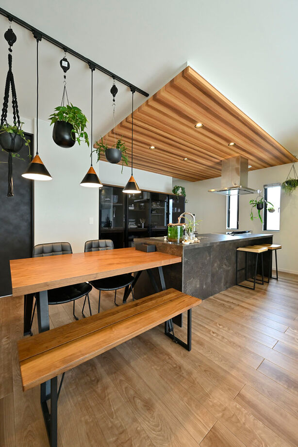 １００年住宅のゼロホーム 3000万円台・京都市｜プライバシーを気にせずくつろげる、三方道路を活かした明るい家｜間取り有の建築実例画像2