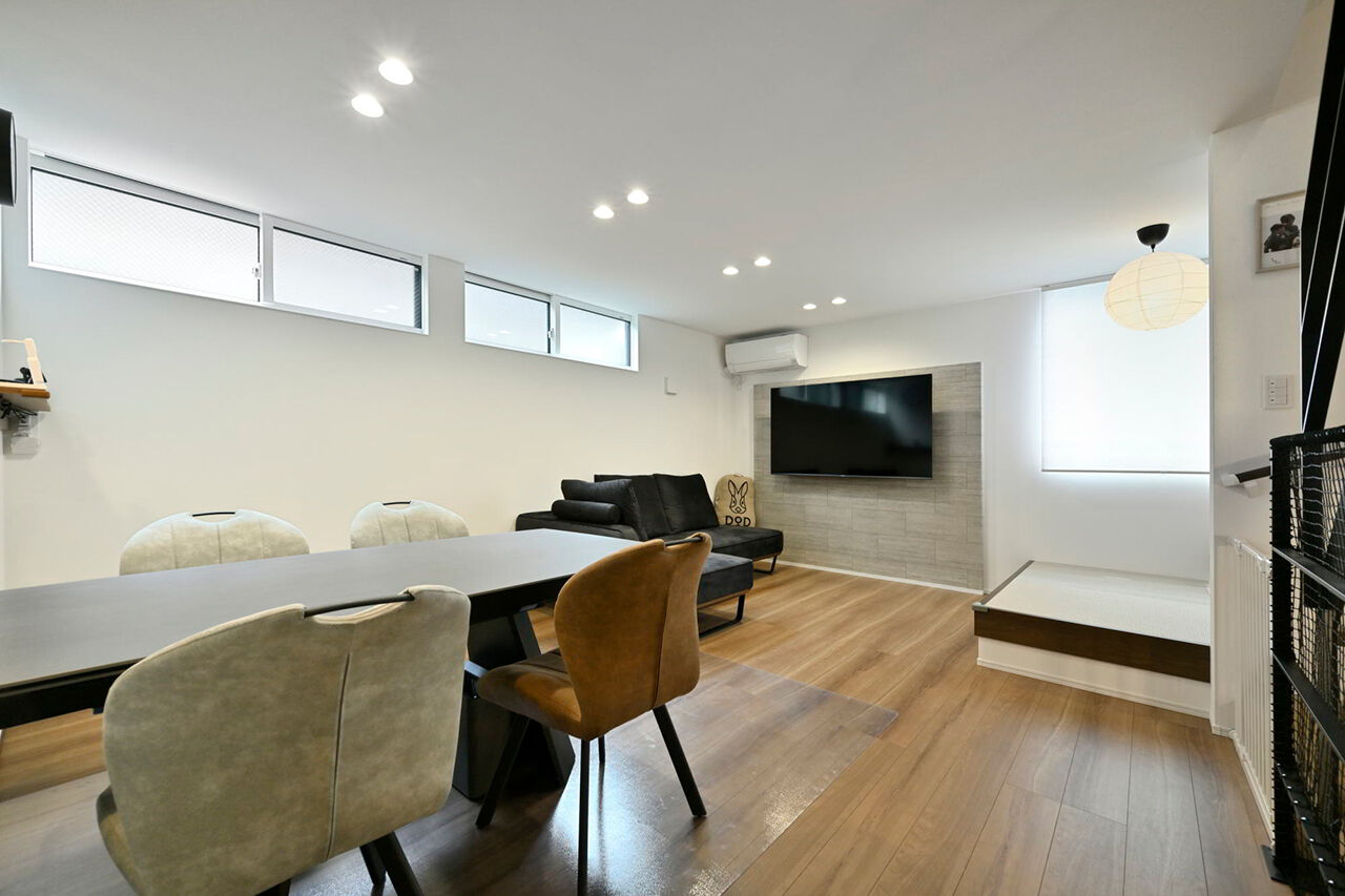 １００年住宅のゼロホーム 2000万円台・門真市｜開放感いっぱいのルーフテラスがある敷地15坪の狭小住宅｜間取り有の建築実例画像4