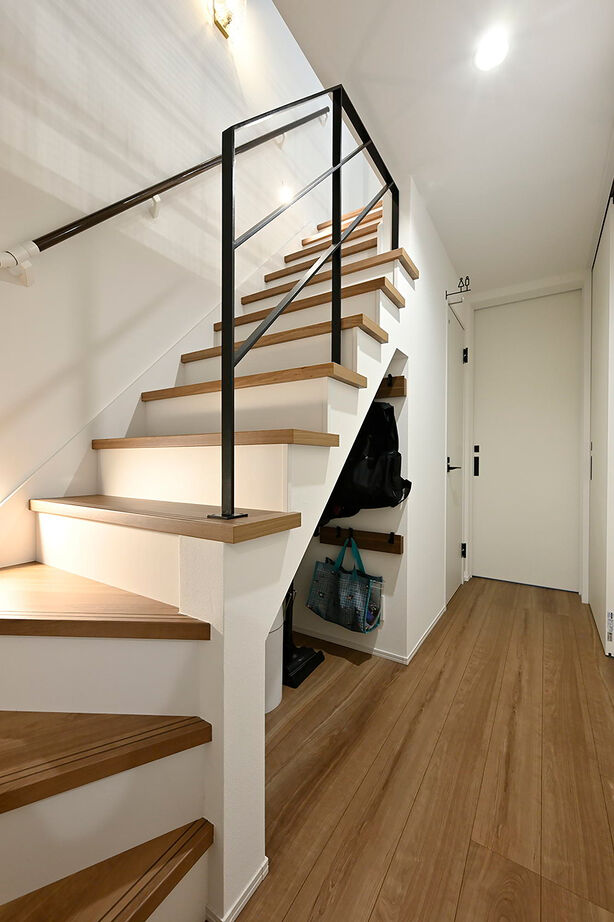 １００年住宅のゼロホーム 2000万円台・門真市｜開放感いっぱいのルーフテラスがある敷地15坪の狭小住宅｜間取り有の建築実例画像8