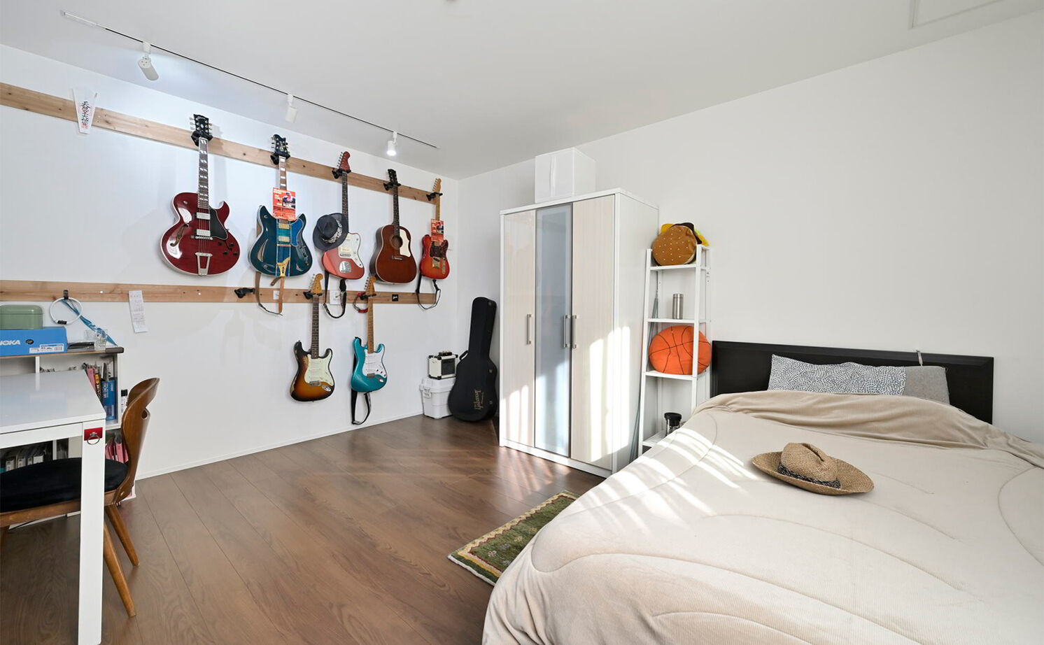 １００年住宅のゼロホーム 4000万円台・大阪市｜天然木の外壁が個性的な３階建て。コボットブレースを使用し最大限の開放感を演出の建築実例画像18