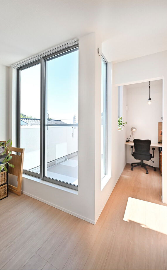 １００年住宅のゼロホーム 2000万円台・八幡市｜祖母が愛した庭を眺めて過ごす。子育てが快適で開放的な家｜間取り有の建築実例画像15