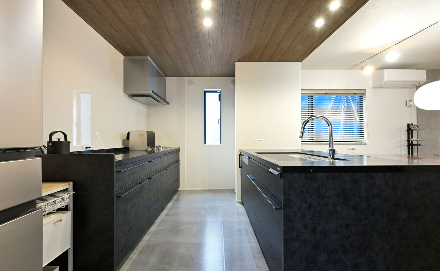 １００年住宅のゼロホーム 4000万円台・京都市｜モダンなデザインの家事ラクな家。HEAT20 G１グレードの高性能で年中心地よく暮らすの建築実例画像5