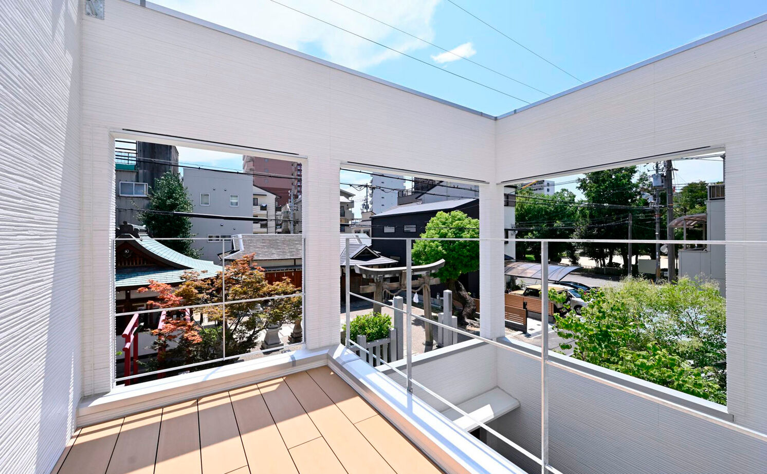 １００年住宅のゼロホーム 3000万円台・神戸市｜１階から３階まで繋がる開放的な設計やインナーテラスのある、こだわりの家｜間取り有の建築実例画像6