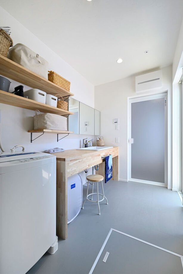 １００年住宅のゼロホーム 3000万円台・神戸市｜１階から３階まで繋がる開放的な設計やインナーテラスのある、こだわりの家｜間取り有の建築実例画像16