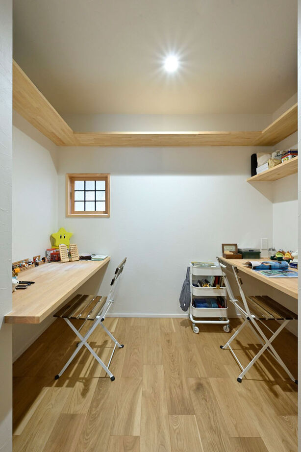 １００年住宅のゼロホーム 3000万円台・神戸市｜１階から３階まで繋がる開放的な設計やインナーテラスのある、こだわりの家｜間取り有の建築実例画像19