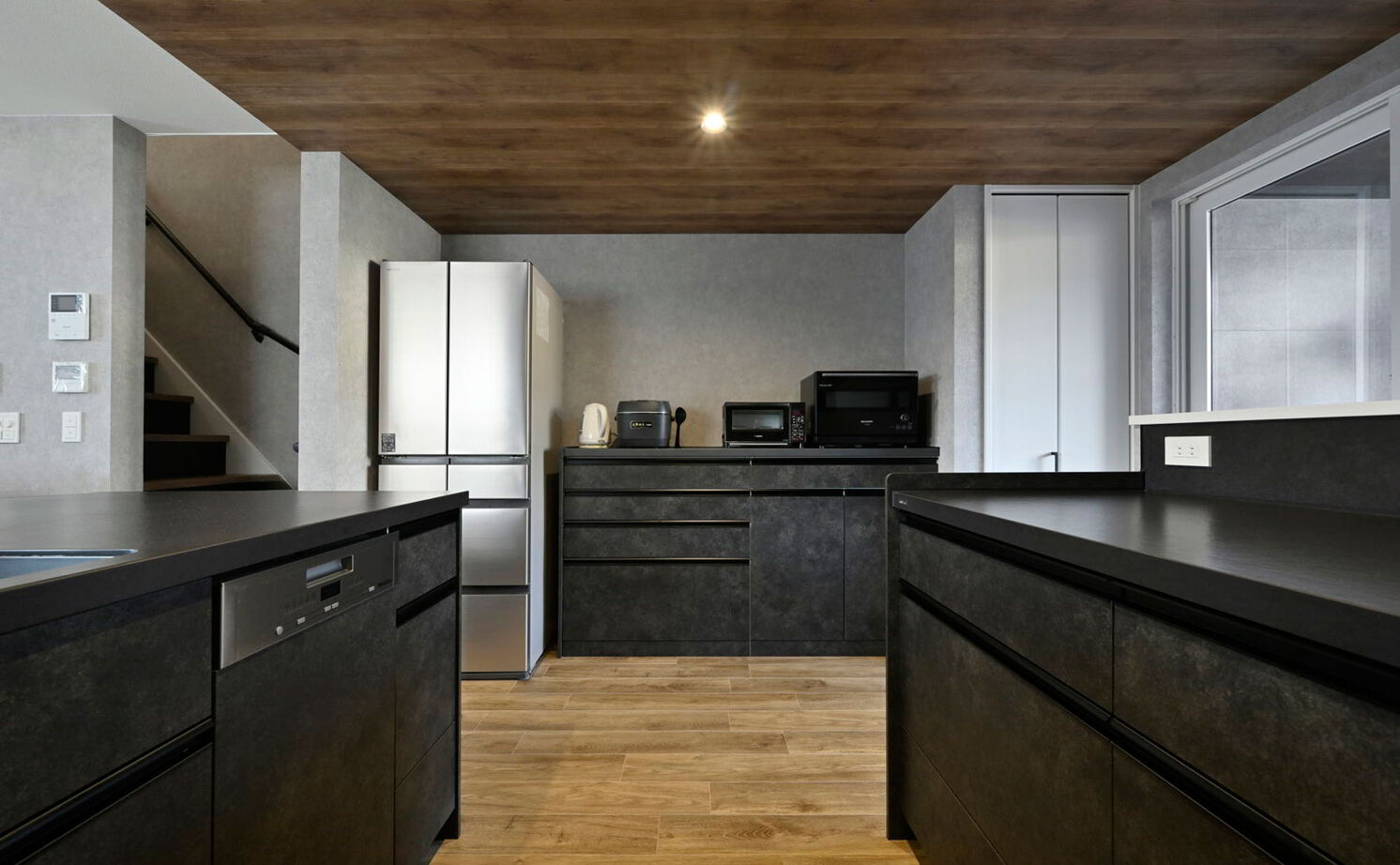 １００年住宅のゼロホーム 4000万円台・京都市｜モダンで心地いい広々LDKやインナーガレージを叶えた敷地24坪3階建ての家｜間取り有の建築実例画像6