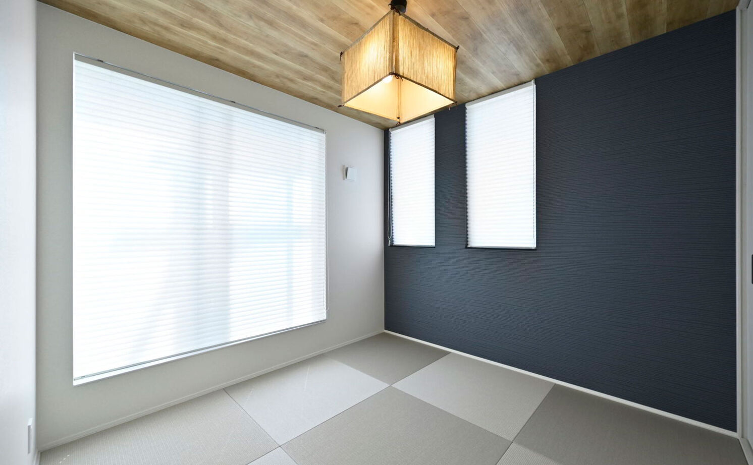 １００年住宅のゼロホーム 4000万円台・京都市｜モダンで心地いい広々LDKやインナーガレージを叶えた敷地24坪3階建ての家｜間取り有の建築実例画像9