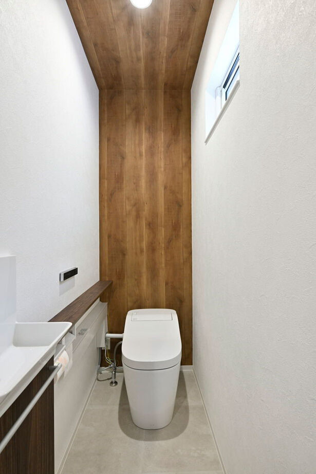 １００年住宅のゼロホーム 4000万円台・京都市｜モダンで心地いい広々LDKやインナーガレージを叶えた敷地24坪3階建ての家｜間取り有の建築実例画像16