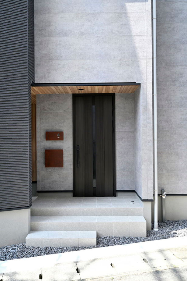 １００年住宅のゼロホーム 4000万円台・京都市｜モダンで心地いい広々LDKやインナーガレージを叶えた敷地24坪3階建ての家｜間取り有の建築実例画像18