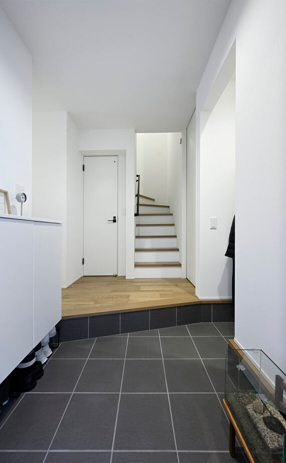 １００年住宅のゼロホーム 2000万円台・大津市｜限られた空間を有効に活用した2階建て・2階リビングの家｜間取り有の建築実例画像16