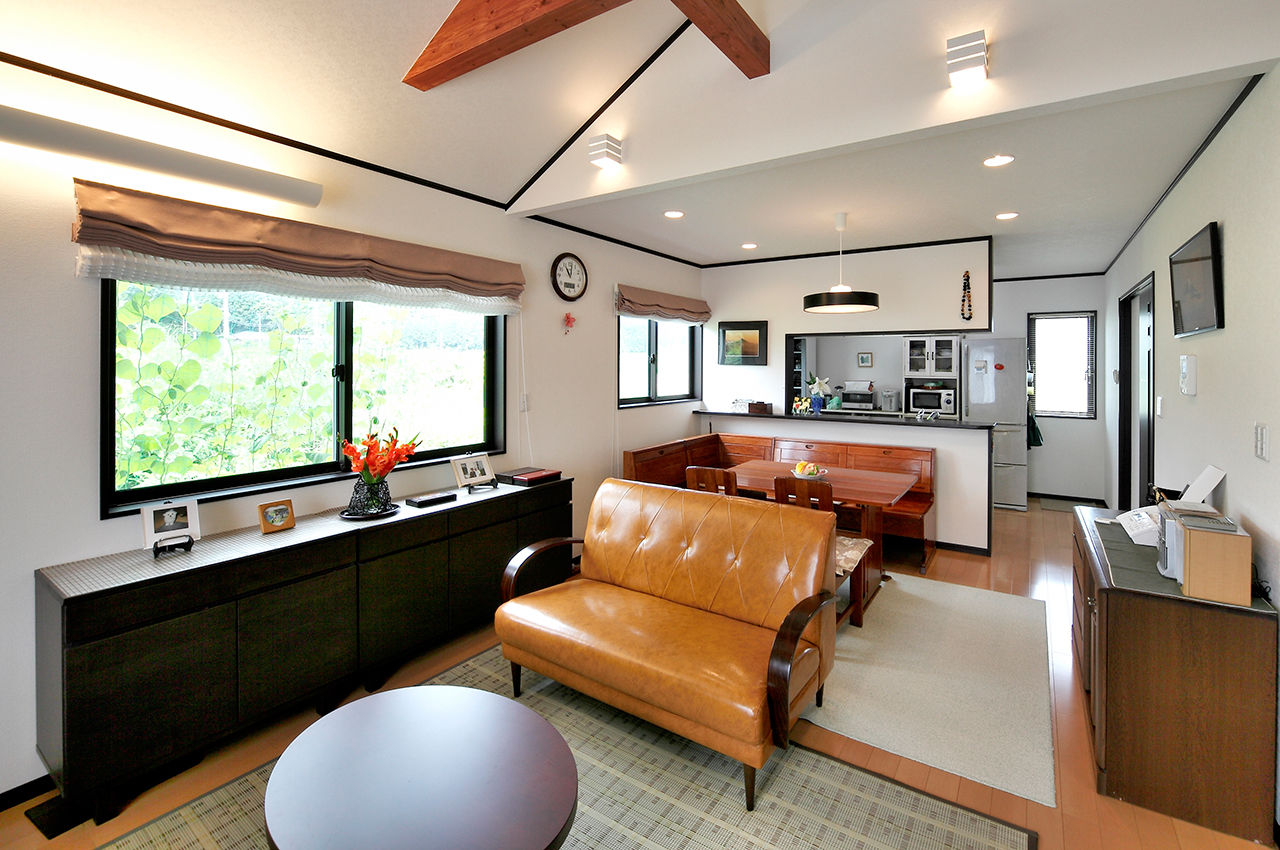 ミラクルホーム 自然や家族を身近に感じる平屋。広いインナーガレージを利用して趣味も満喫【1260万円】の建築実例画像7