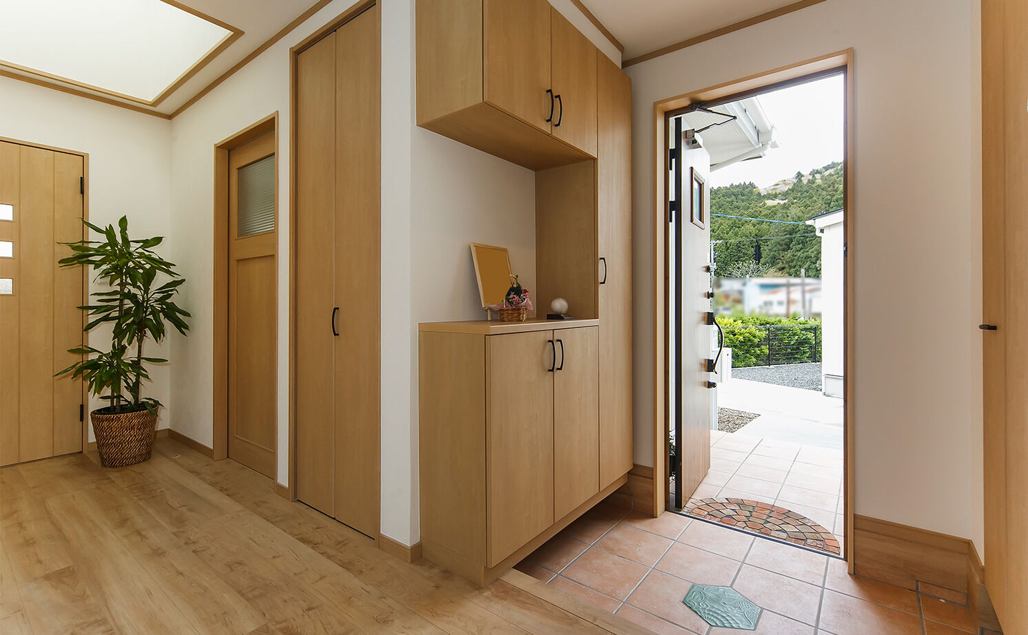 ミラクルホーム 【平屋/サンルーム/間取り図有】仲間が集いワイワイ楽しめる広いリビング。バリアフリーで暮らしやすいの建築実例画像12