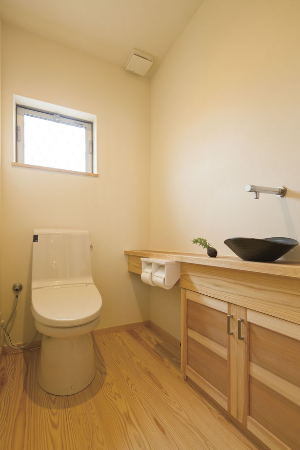 リソーケンセツ 【30坪台/和モダン/吹き抜け】木の香り、心地よさに一目ぼれ。無添加・無垢の素材で1年中快適に過ごせる家の建築実例画像9